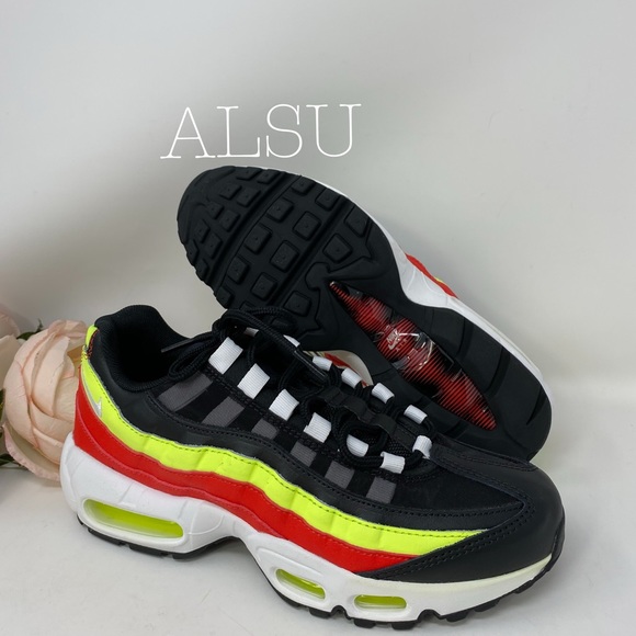 Nike Air Max 95 PRM Black Red Leather W AUTHENTIC - Picture 3 of 8